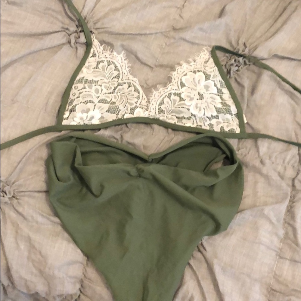 High wasted cheeky bathing suit